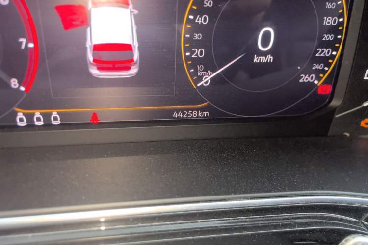 Used Volkswagen Tacqua 2020 1.5L Automatic Yue Odometer Close Up