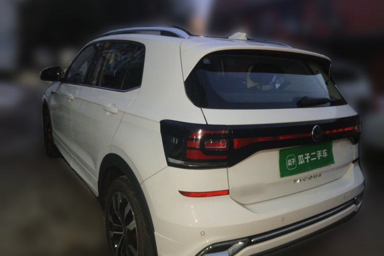 Used Volkswagen Tacqua 2020 1.5L Automatic R-Line Rear Left 45 Deg