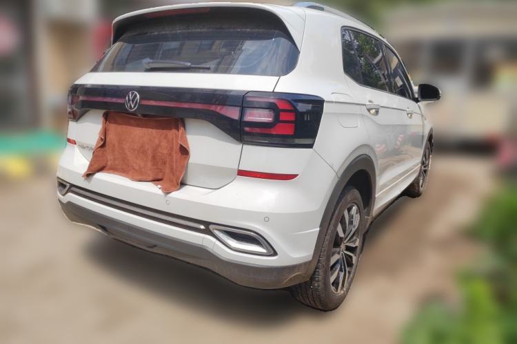 Used Volkswagen Tacqua 2020 1.5L Automatic R-Line Rear Right 45 Deg