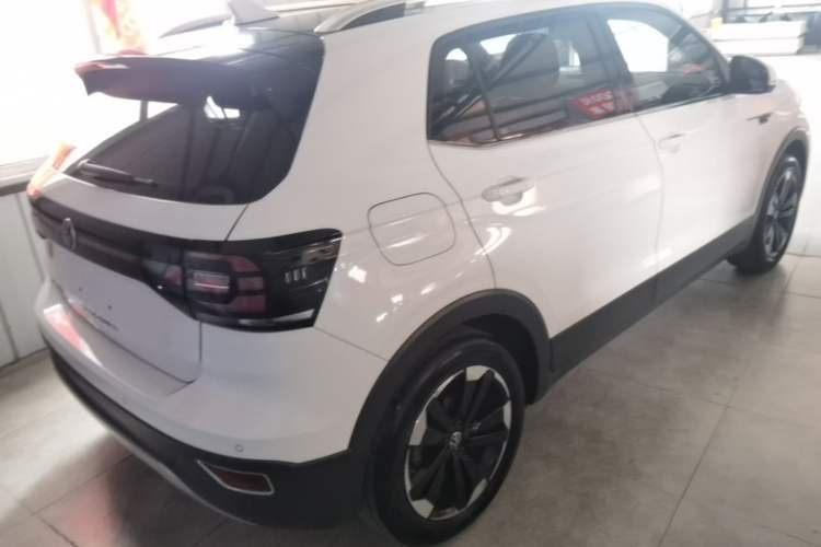 Used Volkswagen Tacqua 2020 1.5L Automatic Yue Rear Right 45 Deg