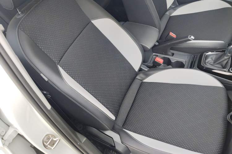 Used Volkswagen Tacqua 2020 1.5L Automatic Yue Right Front Seat