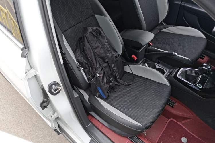 Used Volkswagen Tacqua 2020 1.5L Automatic Yue Right Front Seat