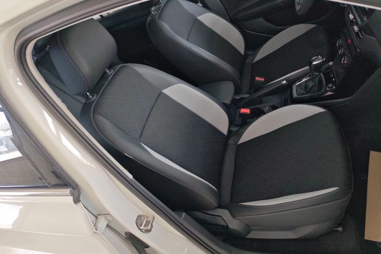 Used Volkswagen Tacqua 2020 1.5L Automatic Yue Right Front Seat
