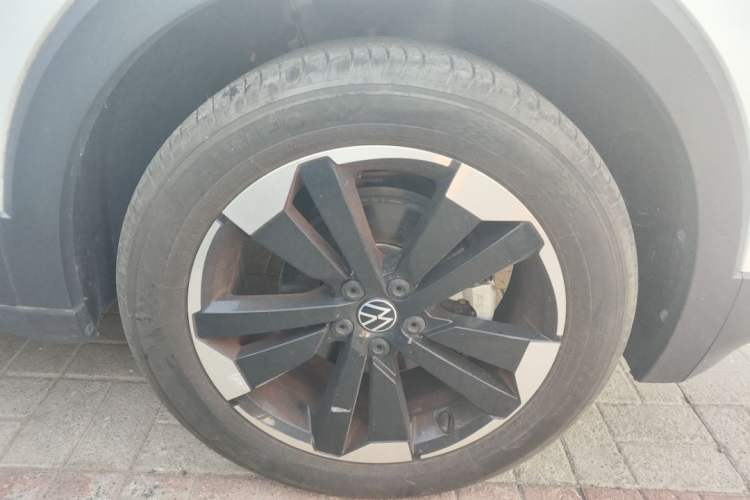 Used Volkswagen Tacqua 2020 1.5L Automatic Yue Right Front Wheel Hub
