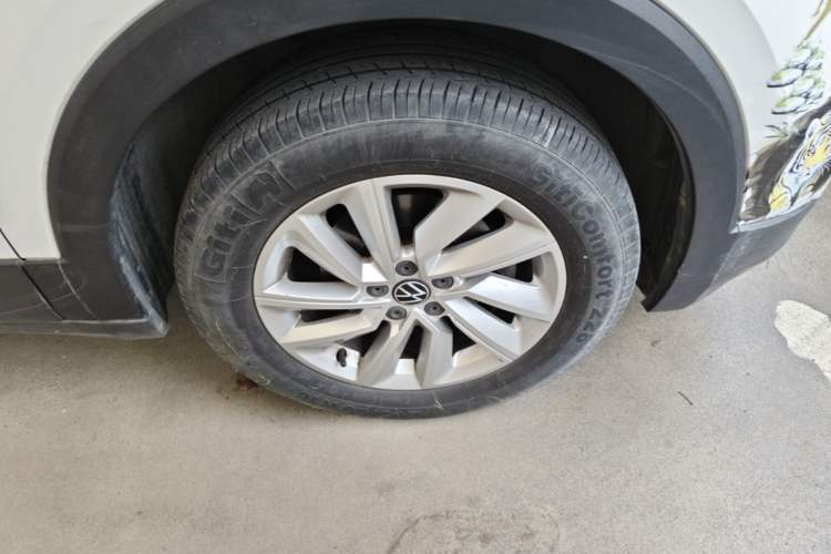 Used Volkswagen Tacqua 2020 1.5L Automatic Shang Right Front Wheel Hub