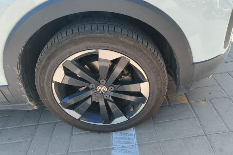 Used Volkswagen Tacqua 2020 1.5L Automatic Yue Right Front Wheel Hub