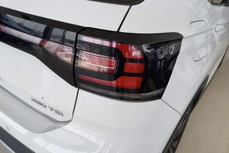 Used Volkswagen Tacqua 2020 280TSI DSG EnjoyPro Right Rear Taillight