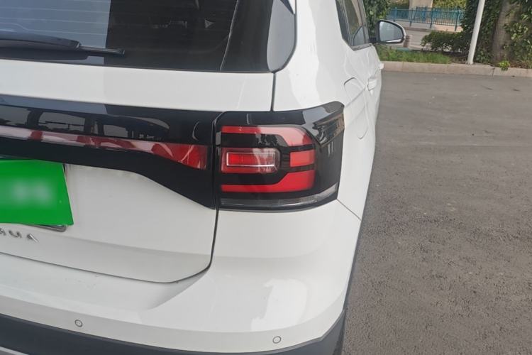 Used Volkswagen Tacqua 2020 1.5L Automatic Yue Right Rear Taillight