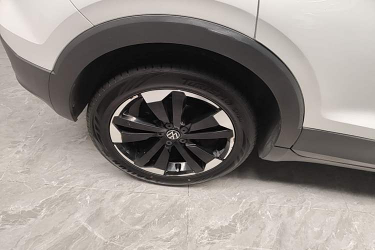 Used Volkswagen Tacqua 2020 1.5L Automatic Yue Right Rear Wheel Hub