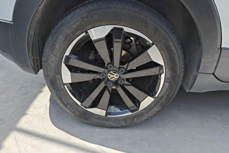 Used Volkswagen Tacqua 2020 1.5L Automatic Yue Right Rear Wheel Hub