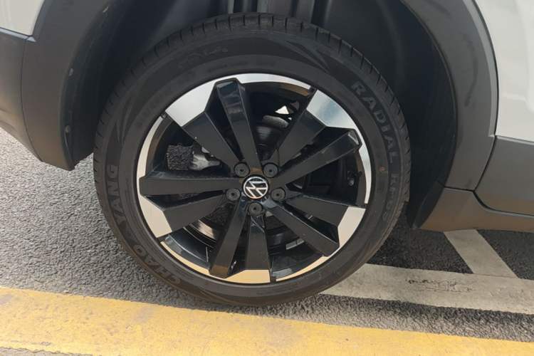 Used Volkswagen Tacqua 2020 1.5L Automatic Yue Right Rear Wheel Hub