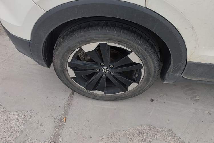 Used Volkswagen Tacqua 2020 280TSI DSG EnjoyPro Right Rear Wheel Hub