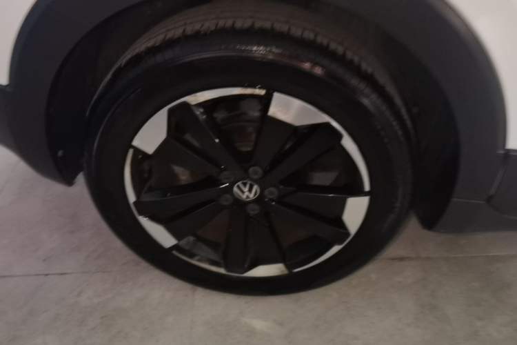 Used Volkswagen Tacqua 2020 1.5L Automatic Yue Right Rear Wheel Hub