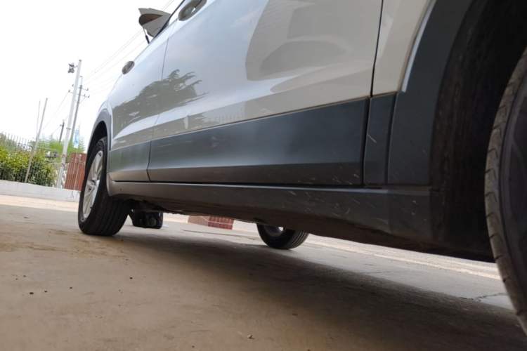 Used Volkswagen Tacqua 2020 1.5L Automatic Shang Right Side Sill