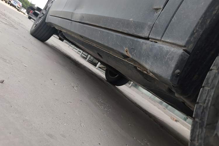 Used Volkswagen Tacqua 2020 280TSI DSG EnjoyPro Right Side Sill