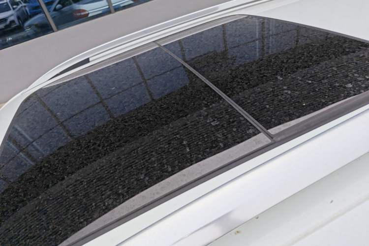 Used Volkswagen Tacqua 2020 1.5L Automatic Yue Roof