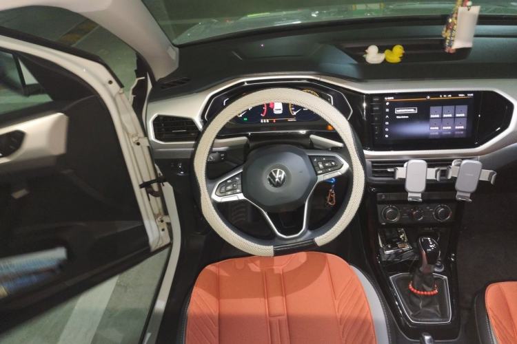 Used Volkswagen Tacqua 2020 1.5L Automatic Yue Steering Wheel