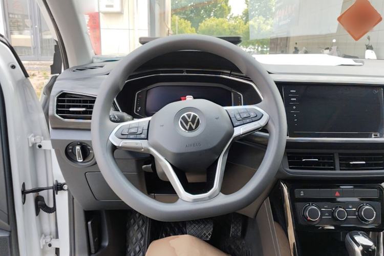 Used Volkswagen Tacqua 2020 1.5L Automatic Yue Steering Wheel