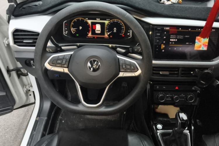 Used Volkswagen Tacqua 2020 1.5L Automatic Yue Steering Wheel