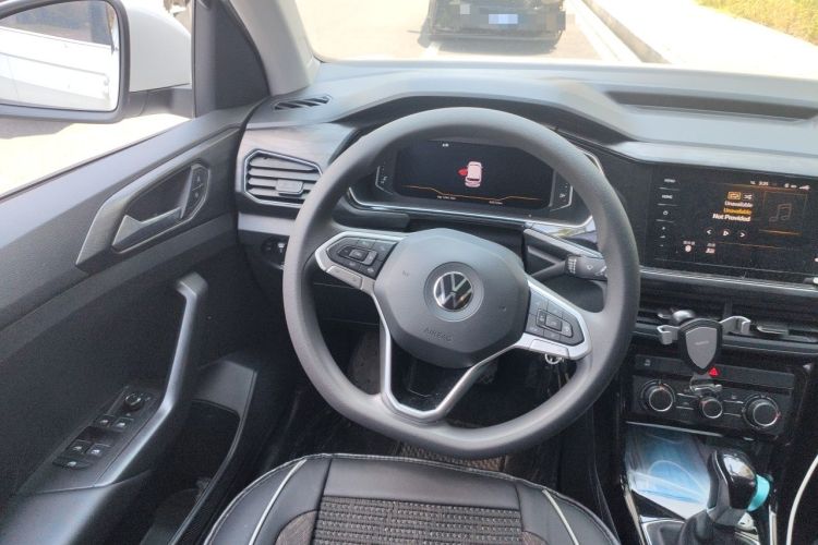 Used Volkswagen Tacqua 2020 1.5L Automatic Yue Steering Wheel