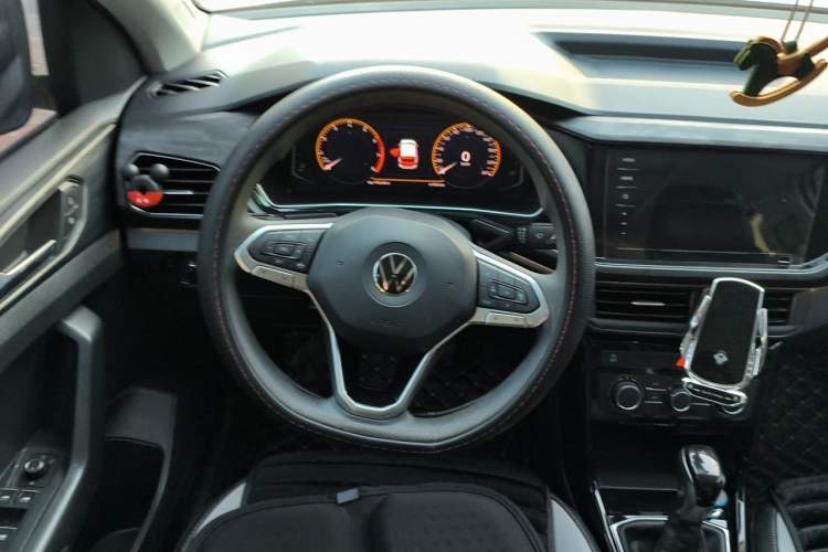 Used Volkswagen Tacqua 2020 1.5L Automatic Yue Steering Wheel