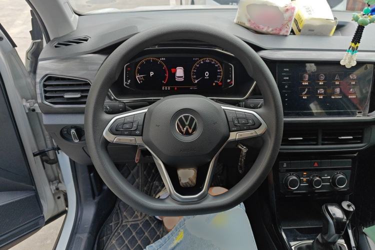 Used Volkswagen Tacqua 2020 1.5L Automatic Yue Steering Wheel