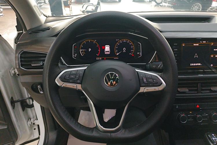 Used Volkswagen Tacqua 2020 1.5L Automatic Yue Steering Wheel