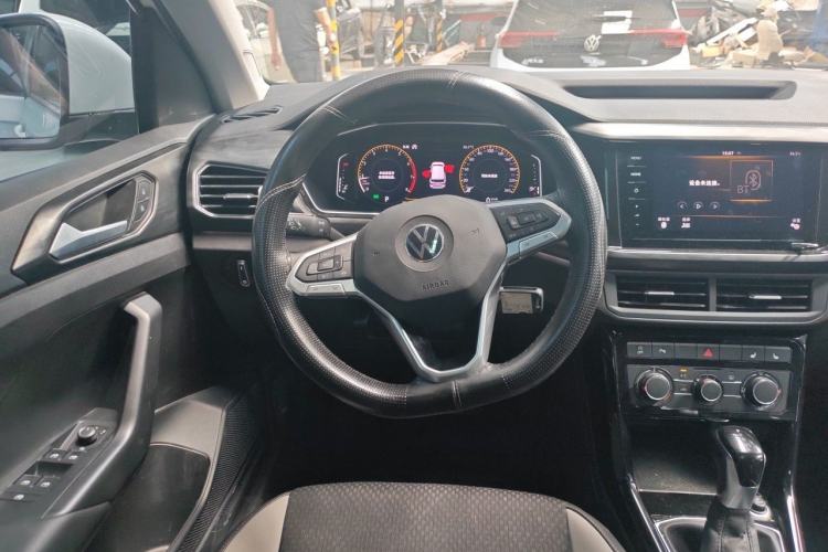 Used Volkswagen Tacqua 2020 1.5L Automatic Yue Steering Wheel