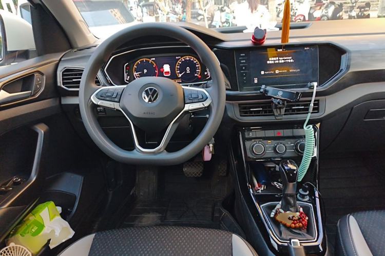 Used Volkswagen Tacqua 2020 1.5L Automatic Yue Steering Wheel