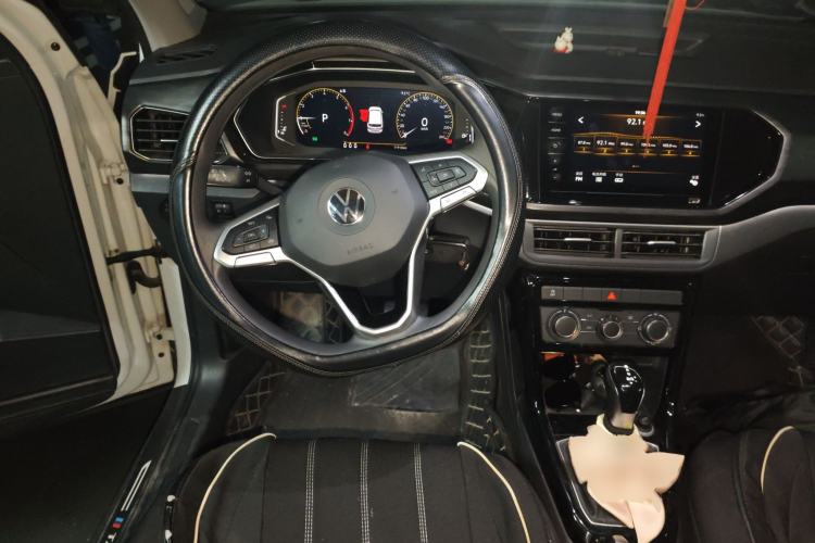 Used Volkswagen Tacqua 2020 1.5L Automatic Yue Steering Wheel