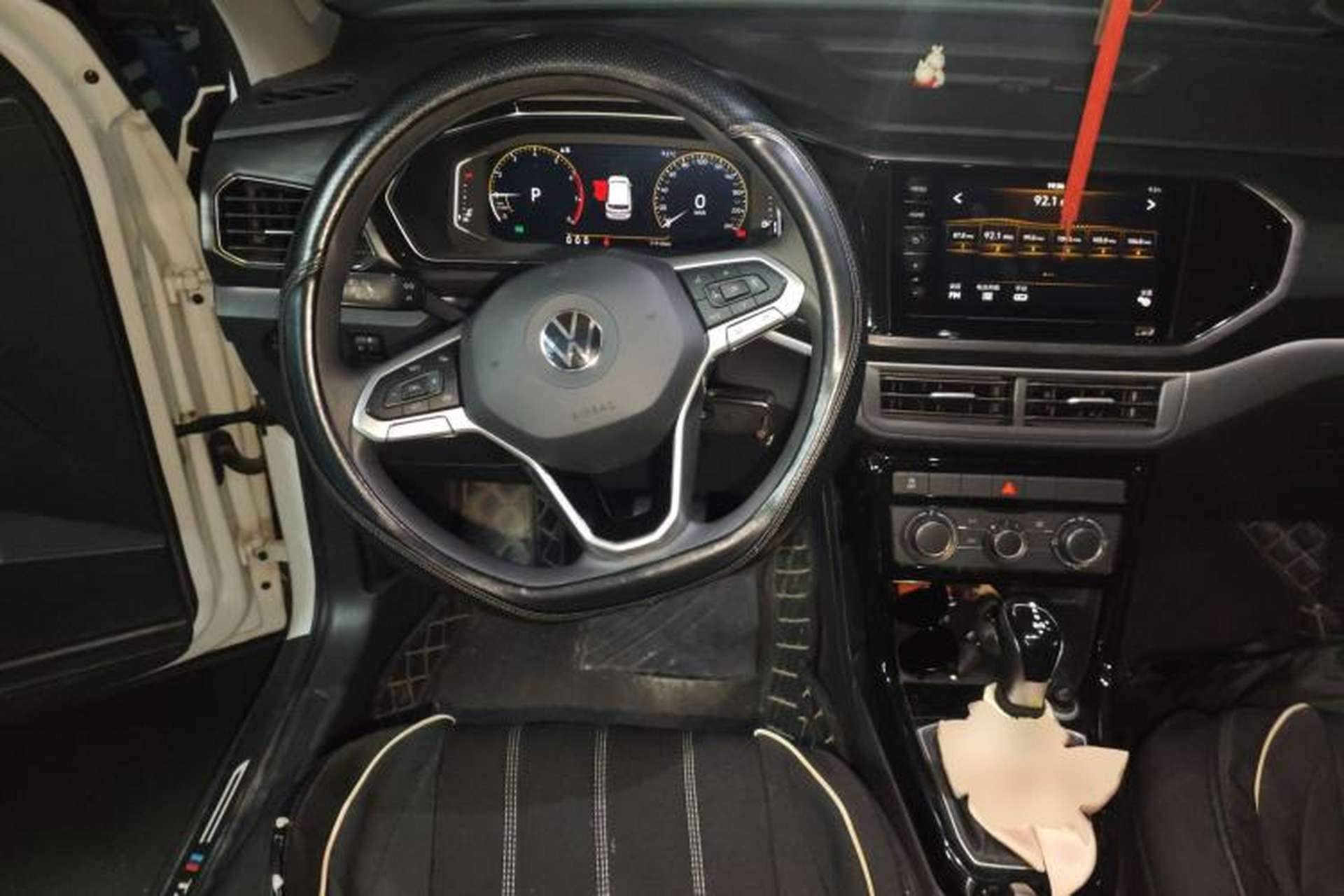 Used Volkswagen Tacqua 2020 1.5L Automatic Yue Steering Wheel