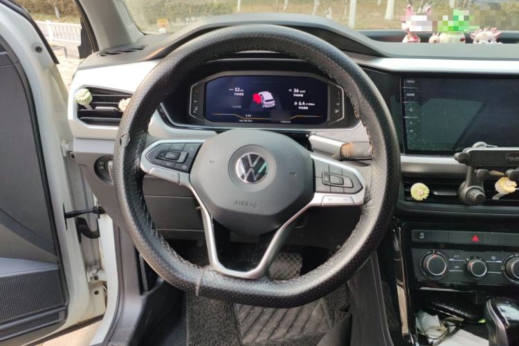 Used Volkswagen Tacqua 2020 1.5L Automatic Yue Steering Wheel