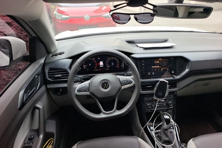 Used Volkswagen Tacqua 2020 280TSI DSG EnjoyPro Steering Wheel