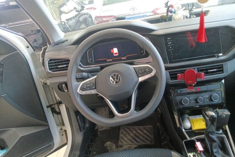 Used Volkswagen Tacqua 2020 1.5L Automatic Yue Steering Wheel