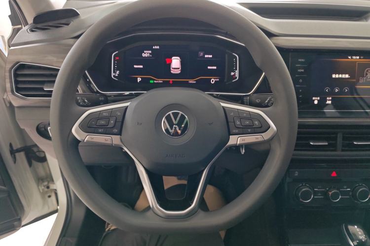 Used Volkswagen Tacqua 2020 1.5L Automatic Yue Steering Wheel