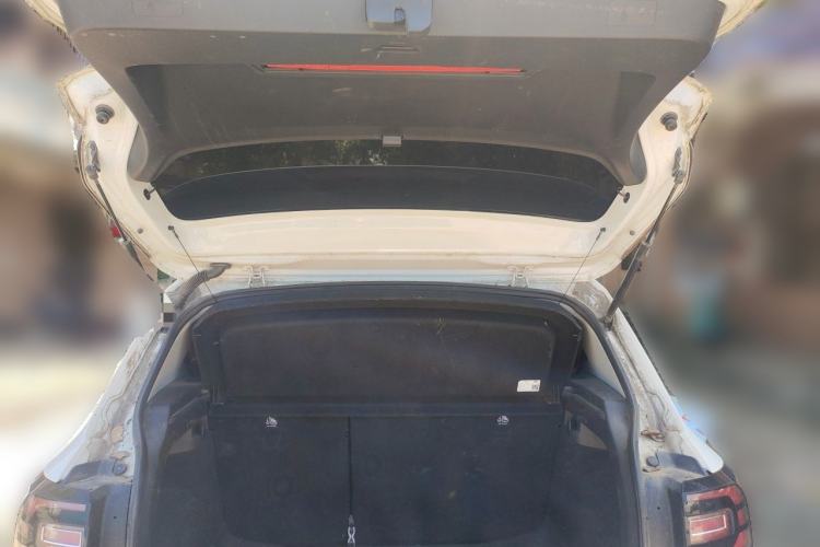 Used Volkswagen Tacqua 2020 1.5L Automatic Yue Trunk
