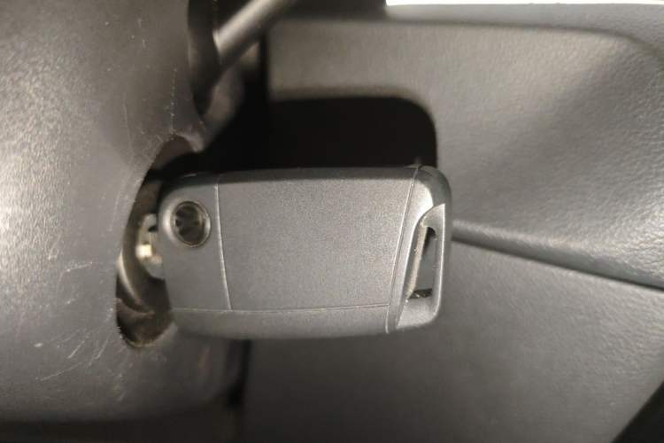 Used Volkswagen Tacqua 2020 1.5L Automatic Yue Vehicle Key