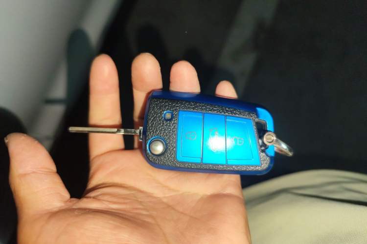 Used Volkswagen Tacqua 2020 1.5L Automatic Yue Vehicle Key
