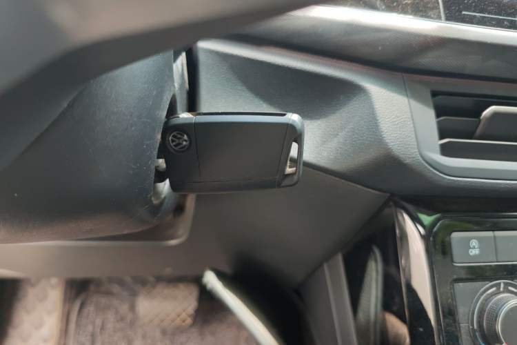 Used Volkswagen Tacqua 2020 1.5L Automatic Yue Vehicle Key