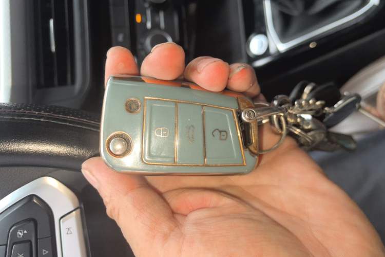 Used Volkswagen Tacqua 2020 1.5L Automatic Yue Vehicle Key