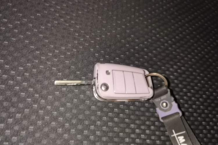 Used Volkswagen Tacqua 2020 1.5L Automatic Yue Vehicle Key