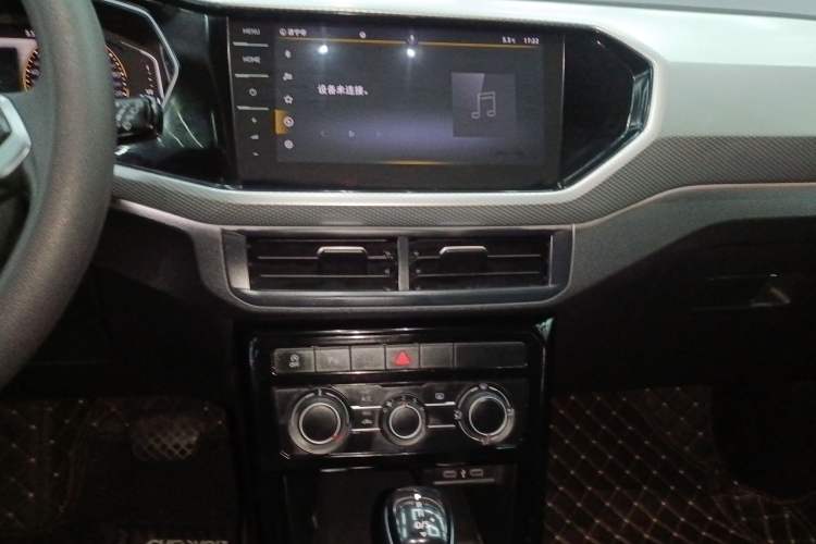 Used Volkswagen Tacqua 2021 1.5L Automatic Yue Zhi Lian Edition Audio And AC Panel