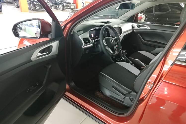 Used Volkswagen Tacqua 2021 1.5L Automatic Yue Zhi Lian Edition Driver Seat