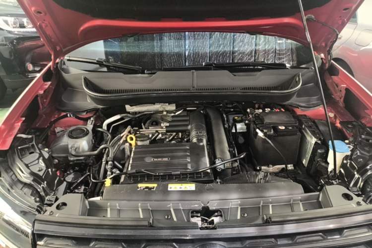 Used Volkswagen Tacqua 2021 200TSI DSG R-Line Smart Connectivity Version Engine Bay
