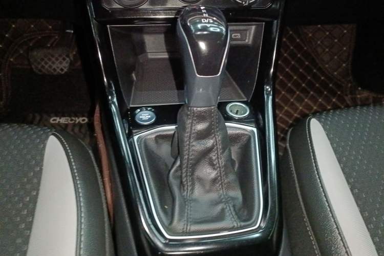 Used Volkswagen Tacqua 2021 1.5L Automatic Yue Zhi Lian Edition Gear Lever