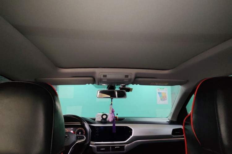 Used Volkswagen Tacqua 2021 1.5L Automatic Yue Zhi Lian Edition Headliner