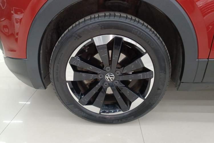 Used Volkswagen Tacqua 2021 1.5L Automatic Yue Zhi Lian Edition Left Front Wheel Hub