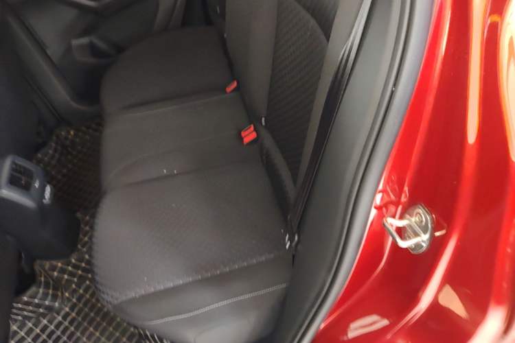 Used Volkswagen Tacqua 2021 1.5L Automatic Shangzhilian Edition Left Rear Seat
