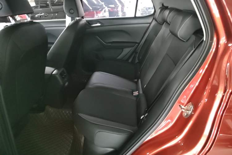 Used Volkswagen Tacqua 2021 1.5L Automatic Yue Zhi Lian Edition Left Rear Seat
