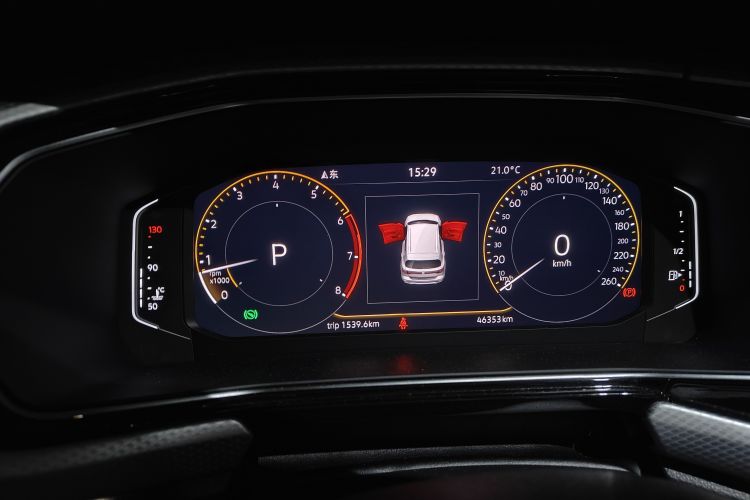 Used Volkswagen Tacqua 2021 1.5L Automatic 30th Anniversary Edition Odometer Close Up